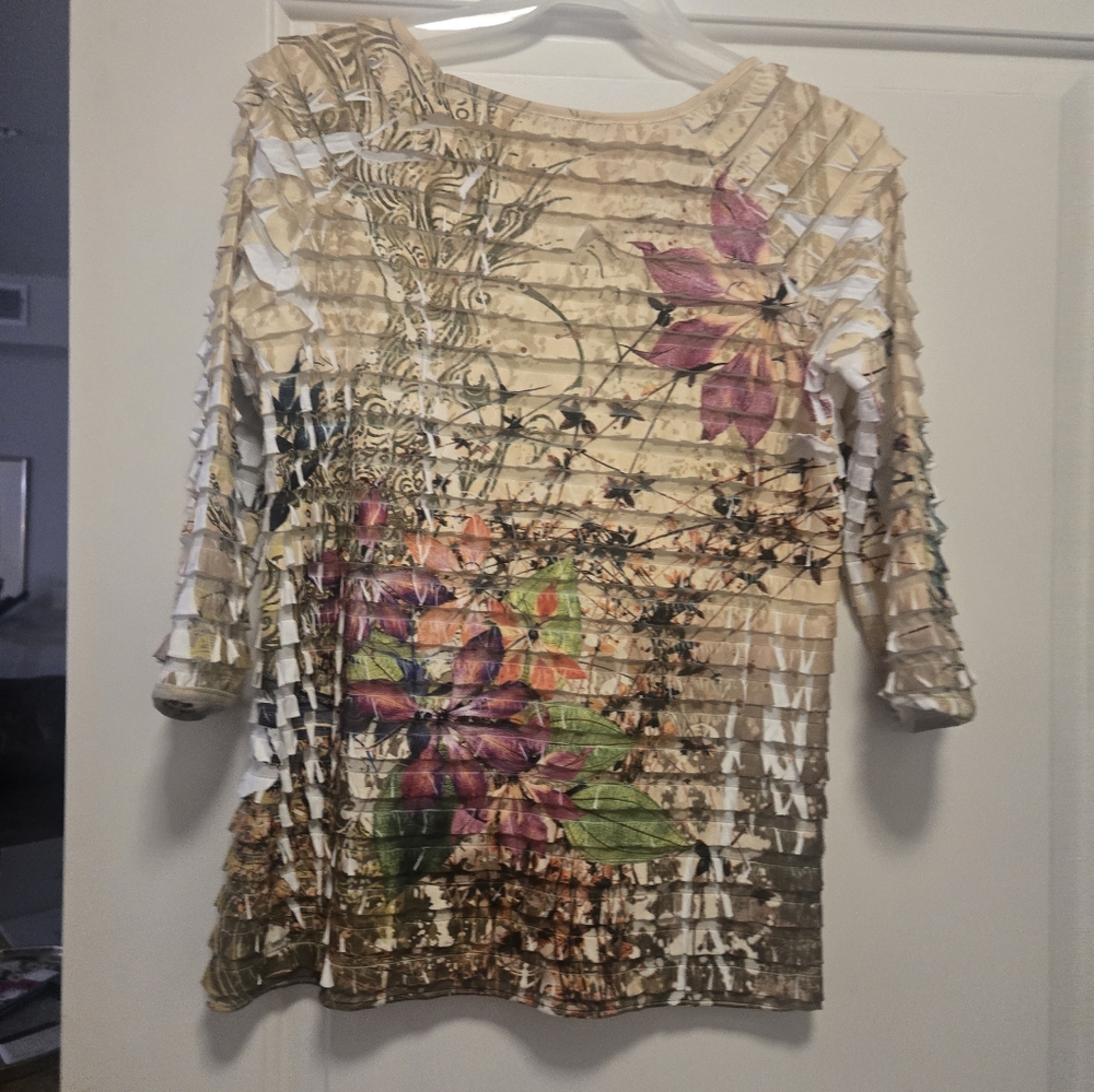 Shirt - Picture 5 of 5